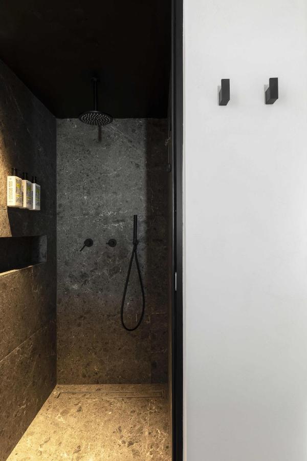 Cubic Mykonos Seafront Design Suites Ornos  Luaran gambar